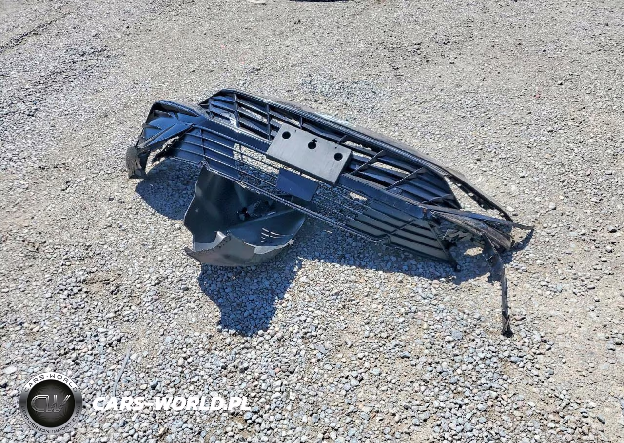 2025 Hyundai Elantra Limited VIN:KMHLN4DJXSU149712 - 12