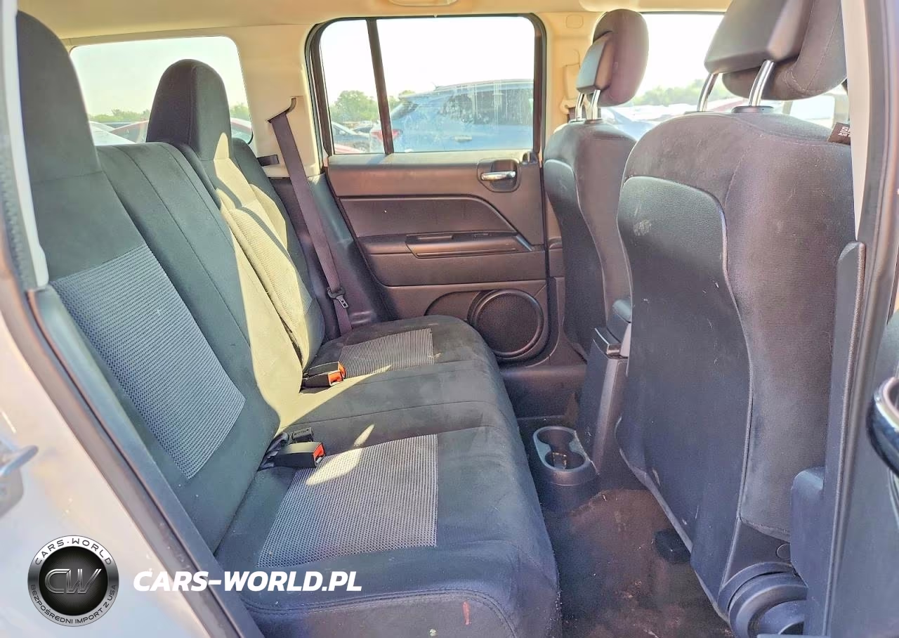 2016 Jeep Patriot Sport VIN:1C4NJPBA4GD670378 - 11