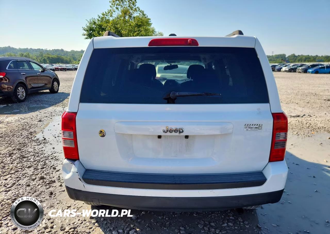 2016 Jeep Patriot Sport VIN:1C4NJPBA4GD670378 - 6
