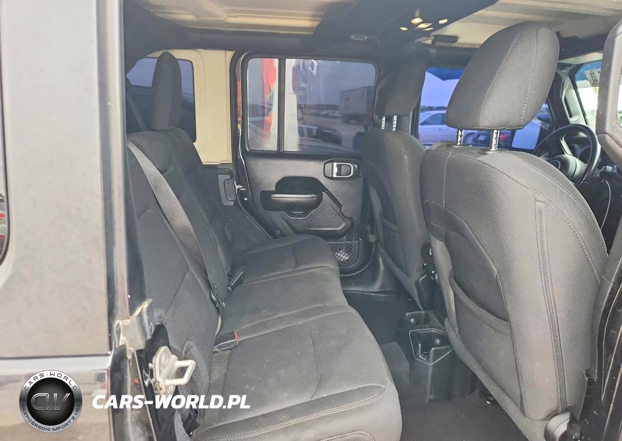 2020 Jeep Wrangler Unlimited Sport VIN:1C4HJXDG9LW241203 - 10
