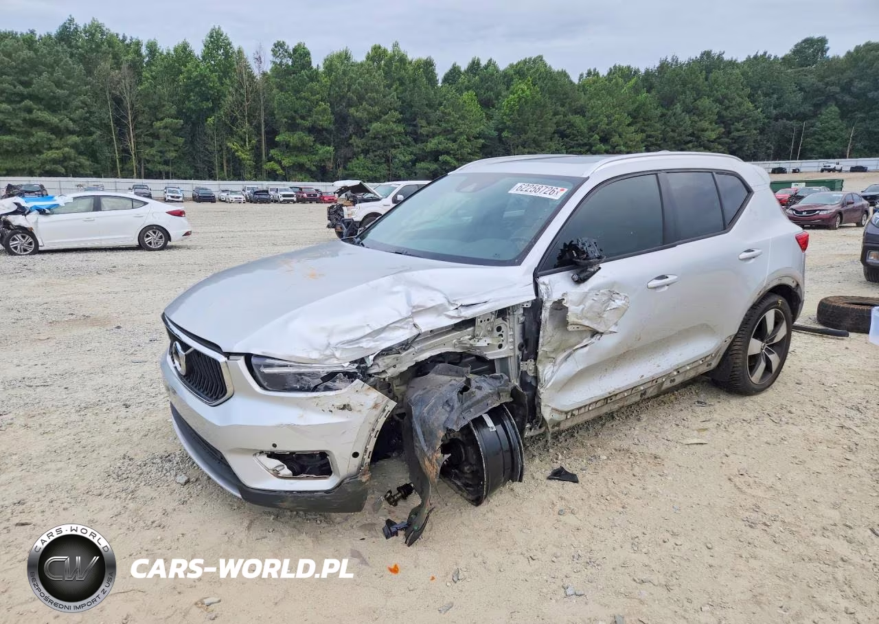 2019 Volvo Xc40 T5 Momentum