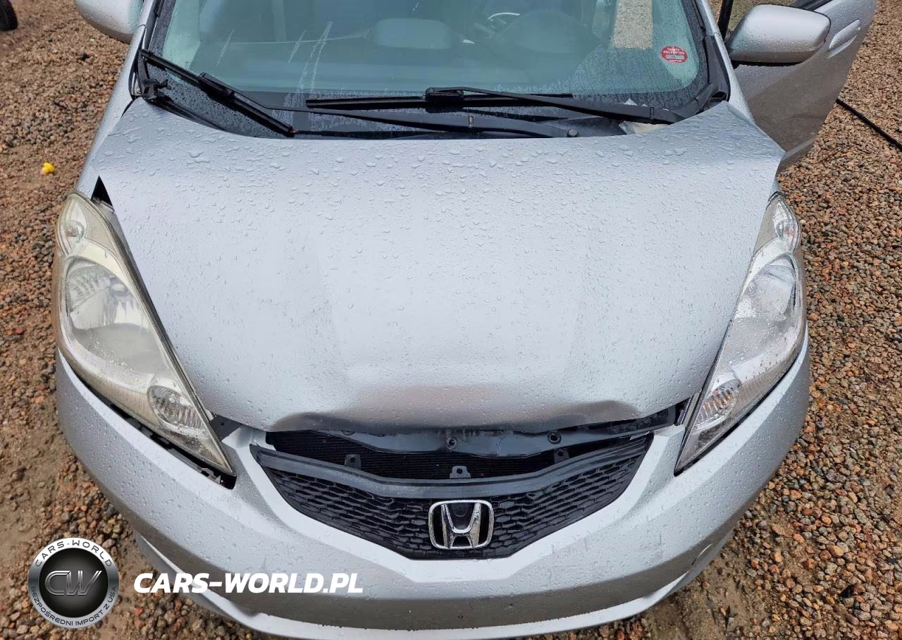 2011 Honda Fit Sport VIN:JHMGE8H54BC027782 - 11