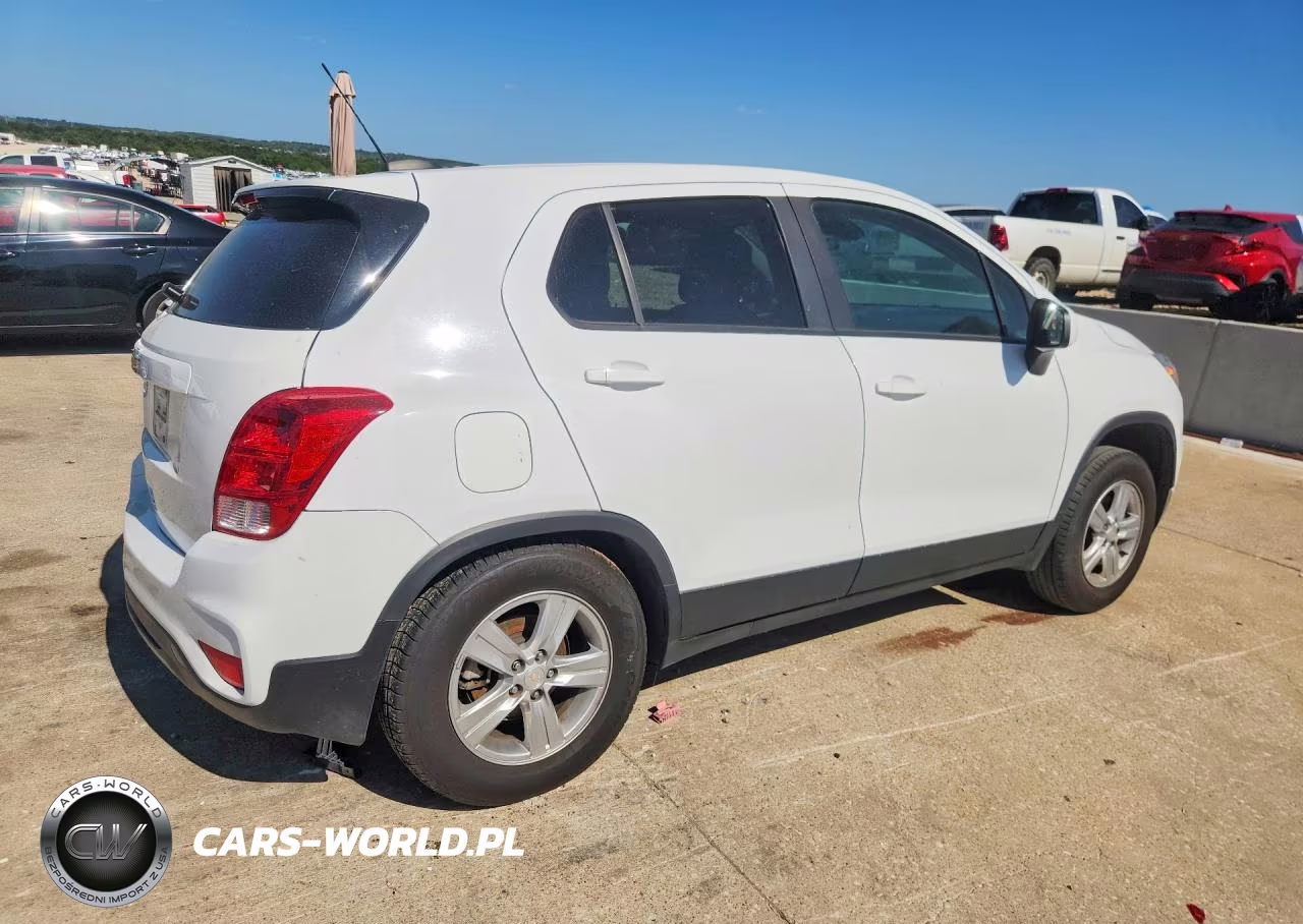 2022 Chevrolet Trax Ls VIN:KL7CJNSM6NB525175 - 3