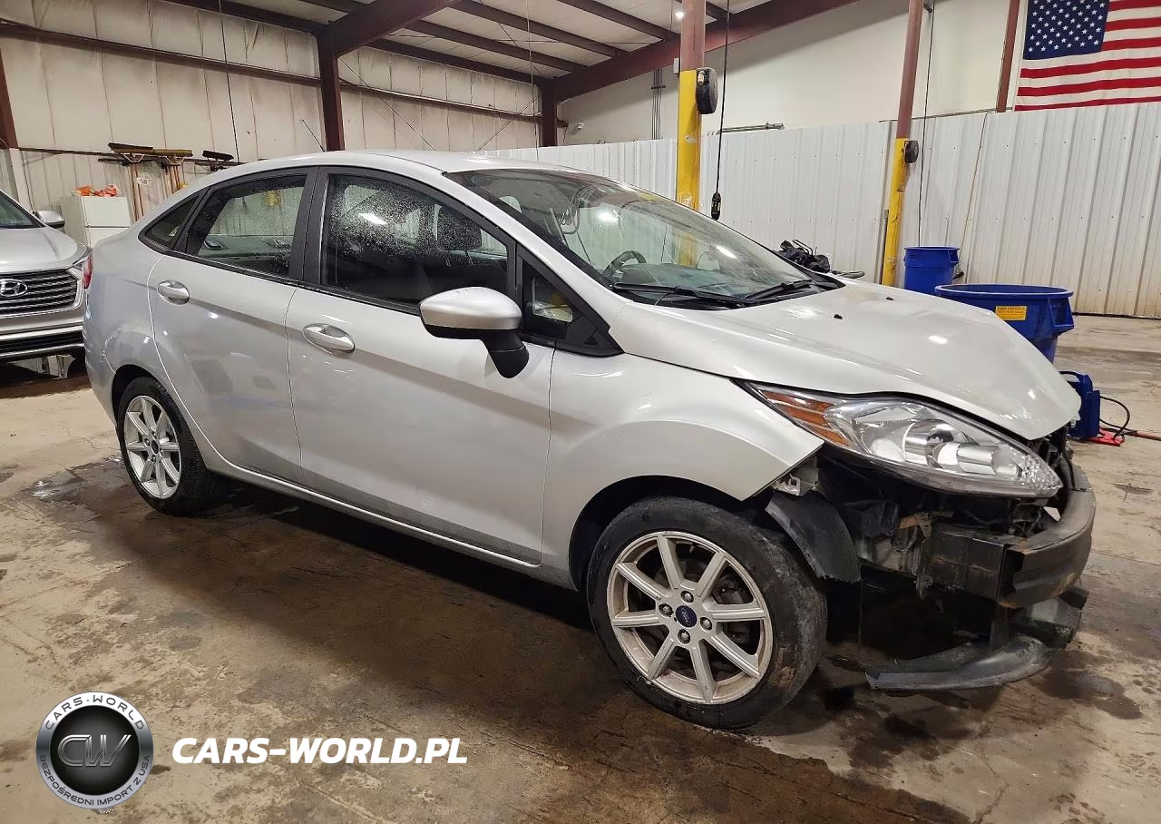 2018 Ford Fiesta Se VIN:3FADP4BJ3JM123337 - 4
