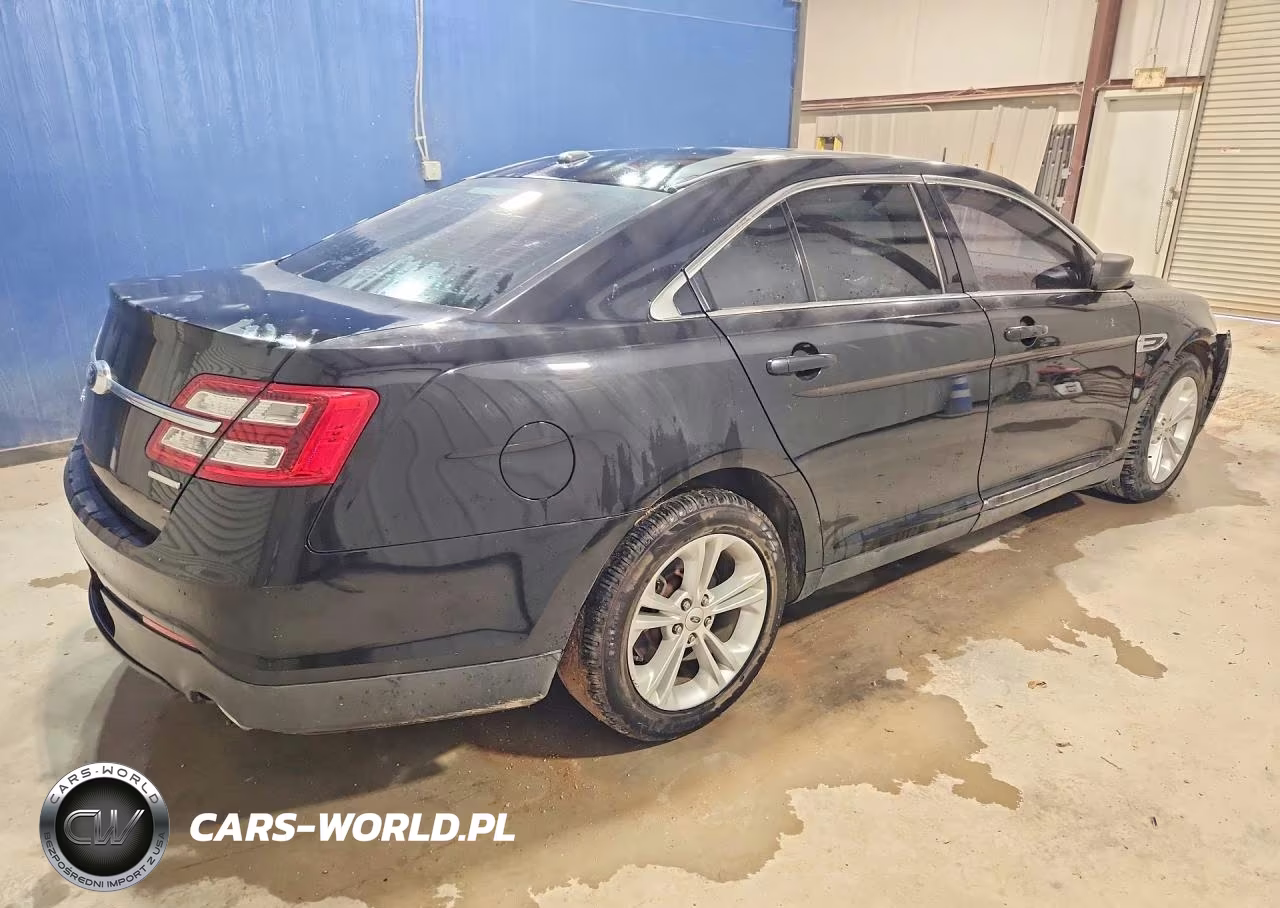 2018 Ford Taurus Se VIN:1FAHP2D80JG132667 - 3