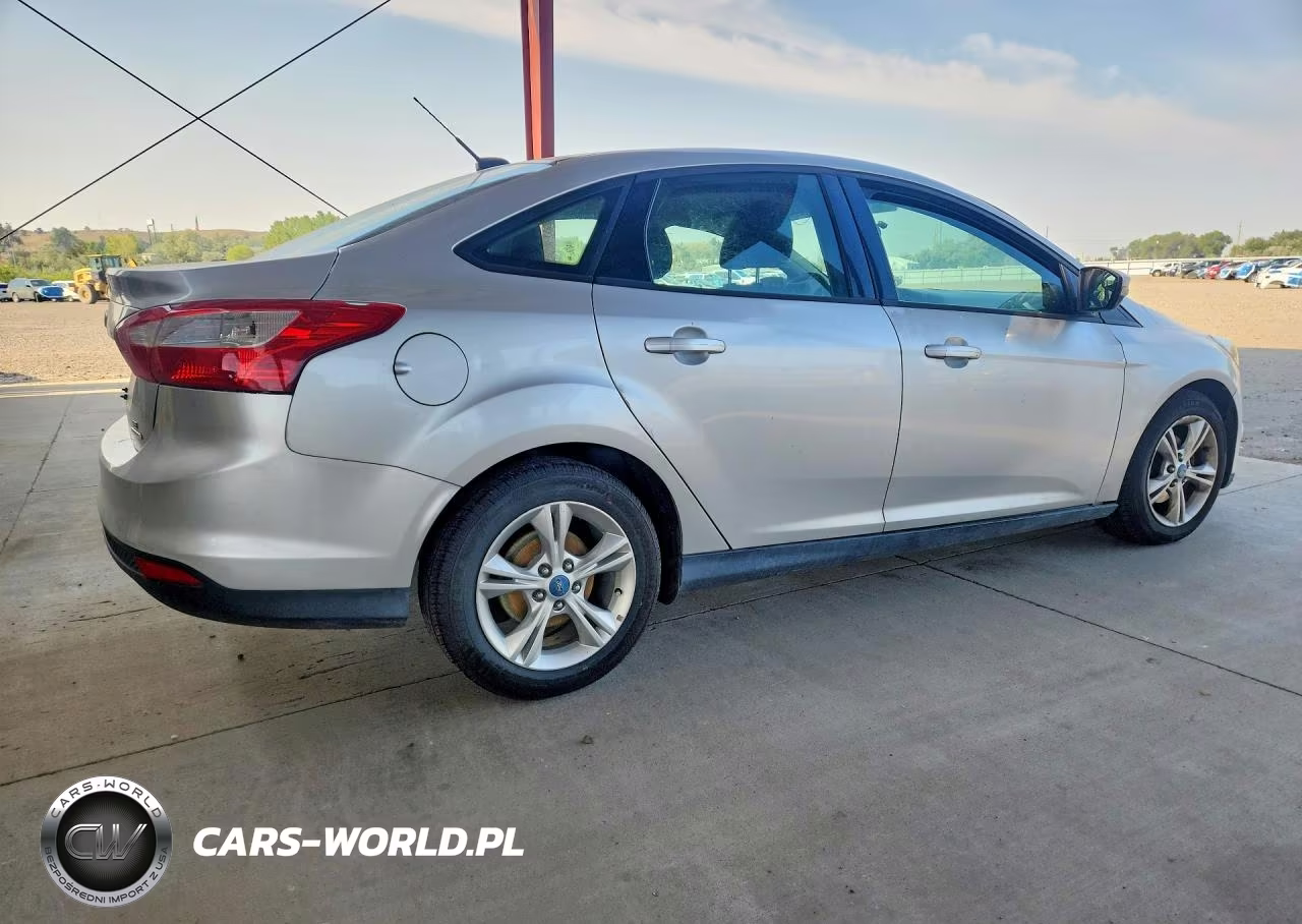 2013 Ford Focus Se VIN:1FADP3F25DL355103 - 3