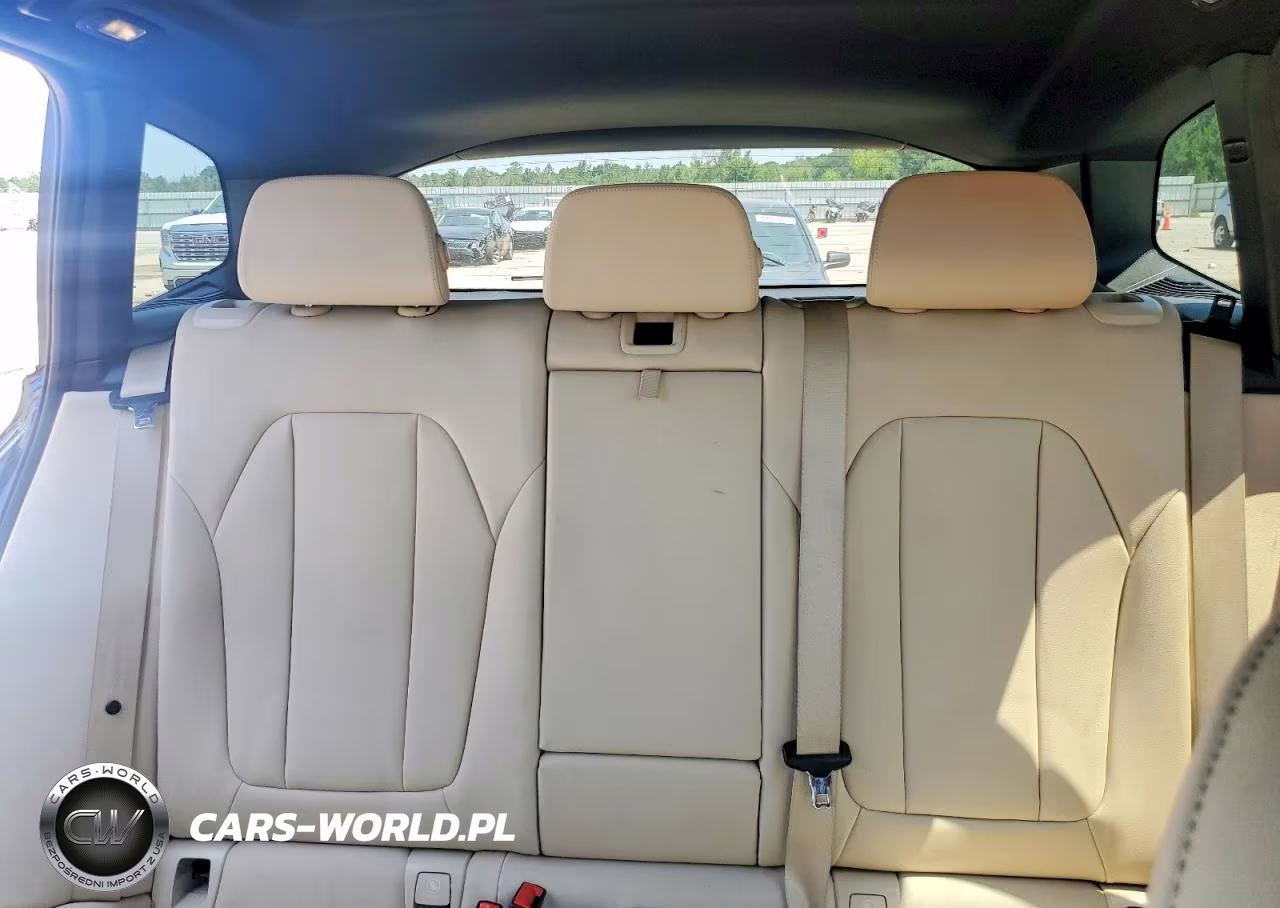 2021 BMW X3 xDrive30I VIN:5UXTY5C05M9F18199 - 10