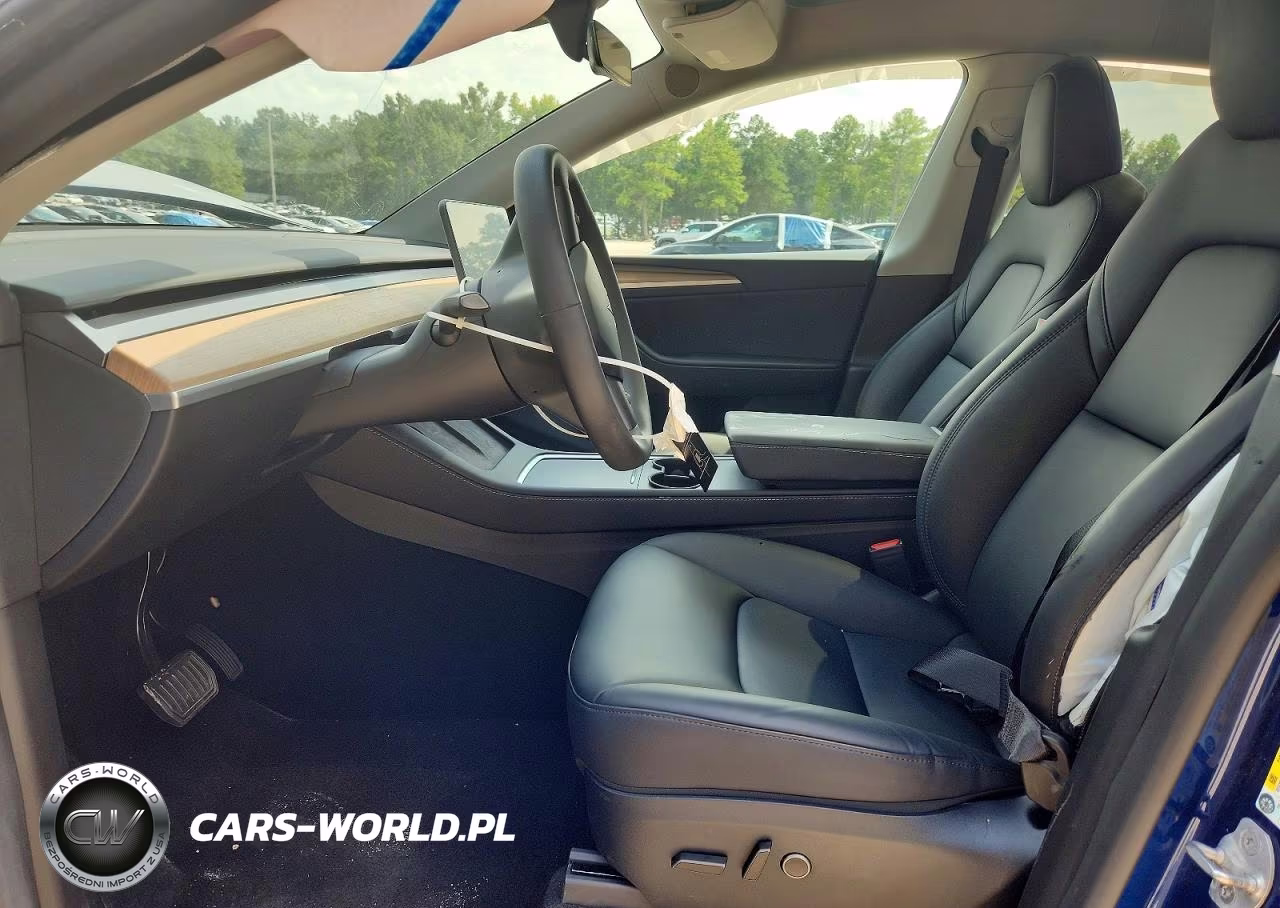 2024 Tesla Model Y VIN:7SAYGDEE5RA317524 - 7