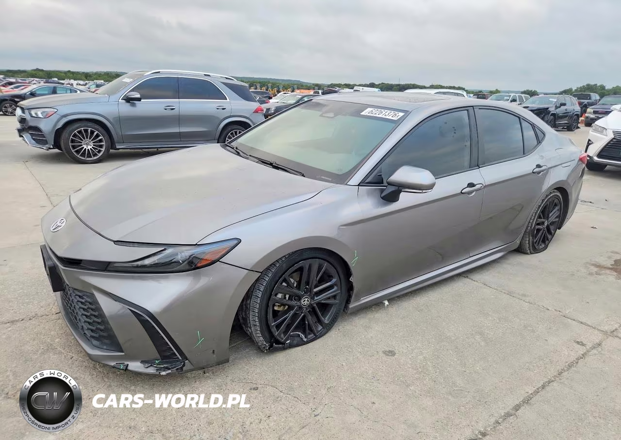 2025 Toyota Camry Se – zdjęcie 1 z 12