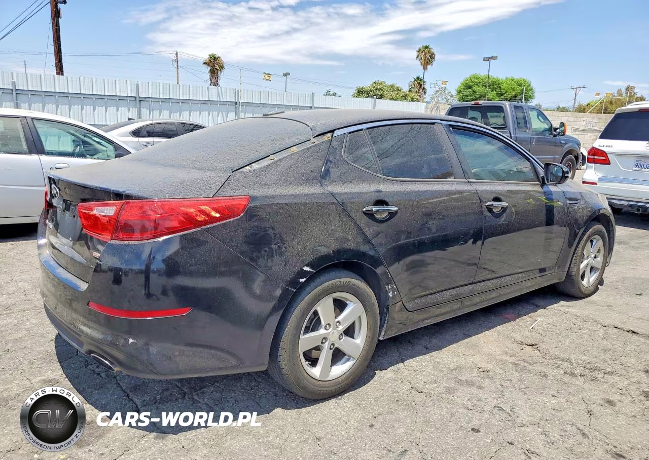 2015 Kia Optima Lx VIN:5XXGM4A71FG475119 - 3