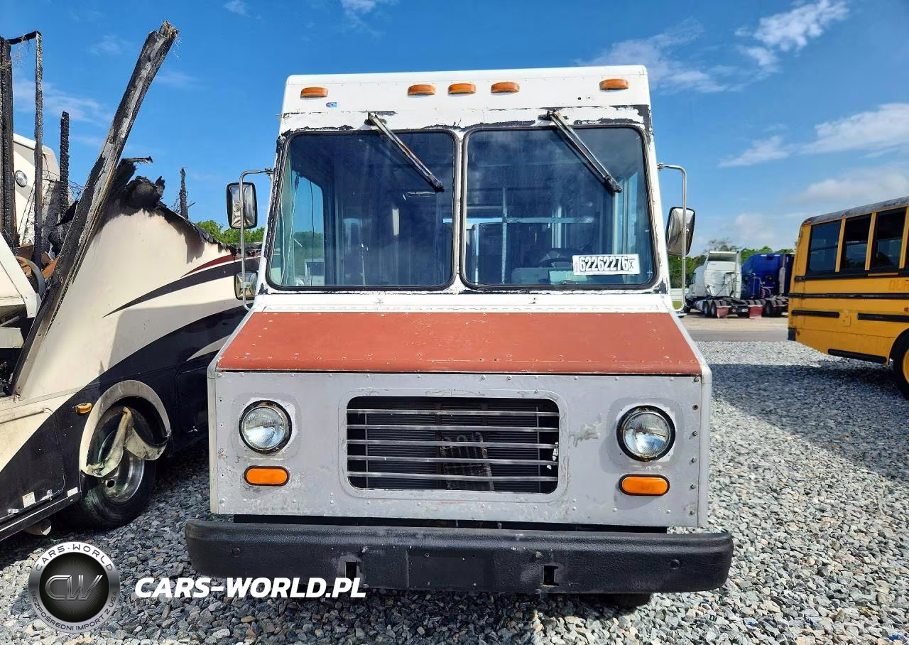 1989 GMC P3500 Delivery Van VIN:1GDHP32K8K3501570 - 5