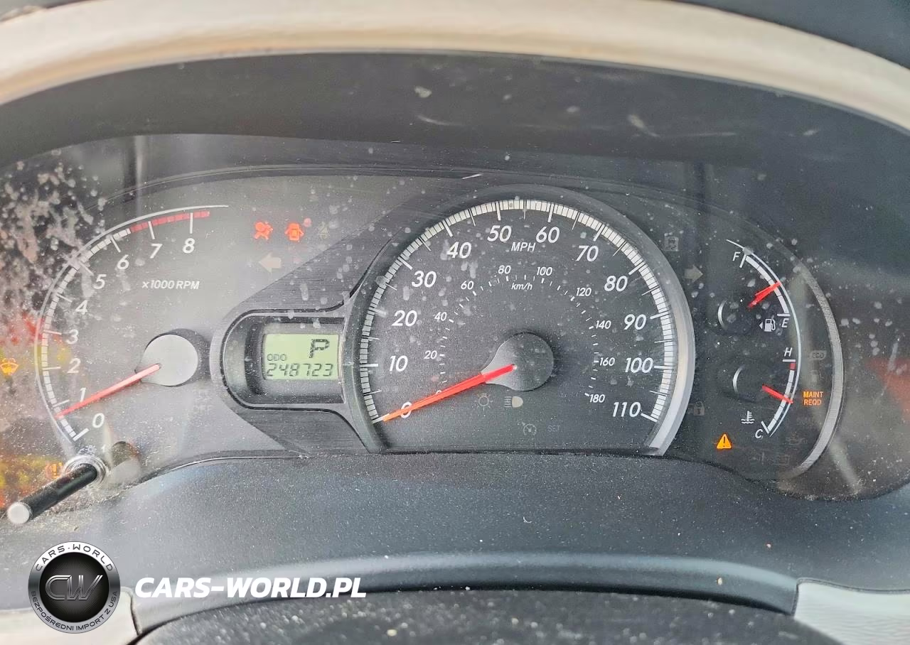 2012 Toyota Sienna Le VIN:5TDKK3DC1CS198615 - 9