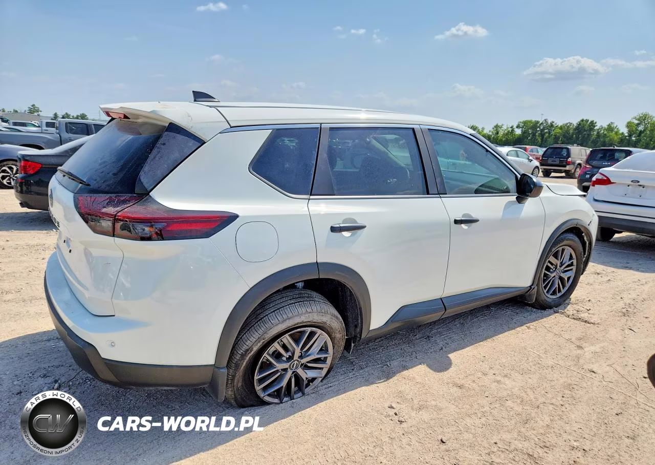 2026 Nissan Rogue S VIN:5N1BT3AA9TC720680 - 3