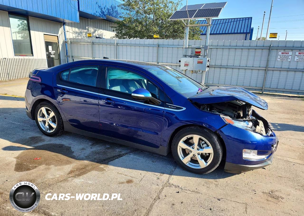 2013 Chevrolet Volt VIN:1G1RD6E44DU147973 - 4
