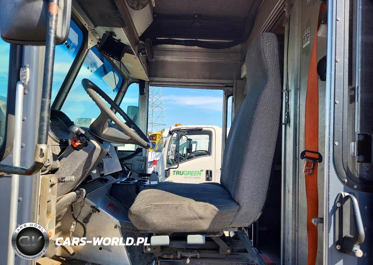 2021 Freightliner Mt45G Delivery Truck VIN:4UZAC2GAXMCMM9692 - 7