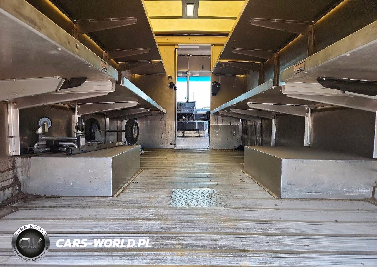 2020 Ford F59 Delivery Truck VIN:1F65F5KN3L0A03864 - 10