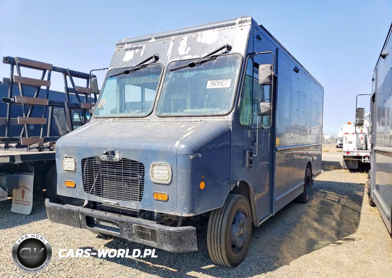 2020 Freightliner Mt45G Chassis Delivery Truck