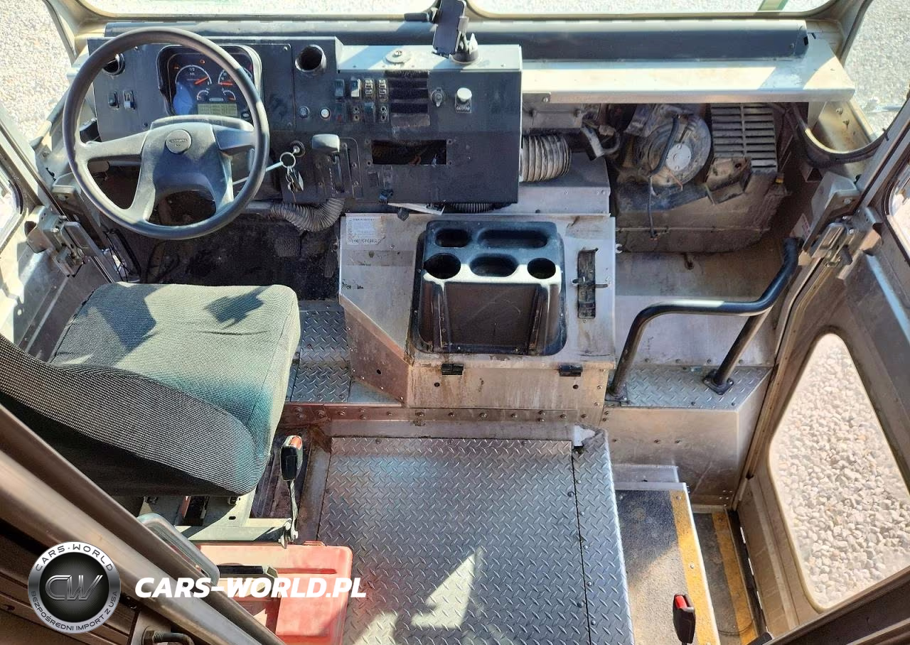 2020 Freightliner Chassis M Line Walk-In Van VIN:4UZAC2EA4LCMH7842 - 8