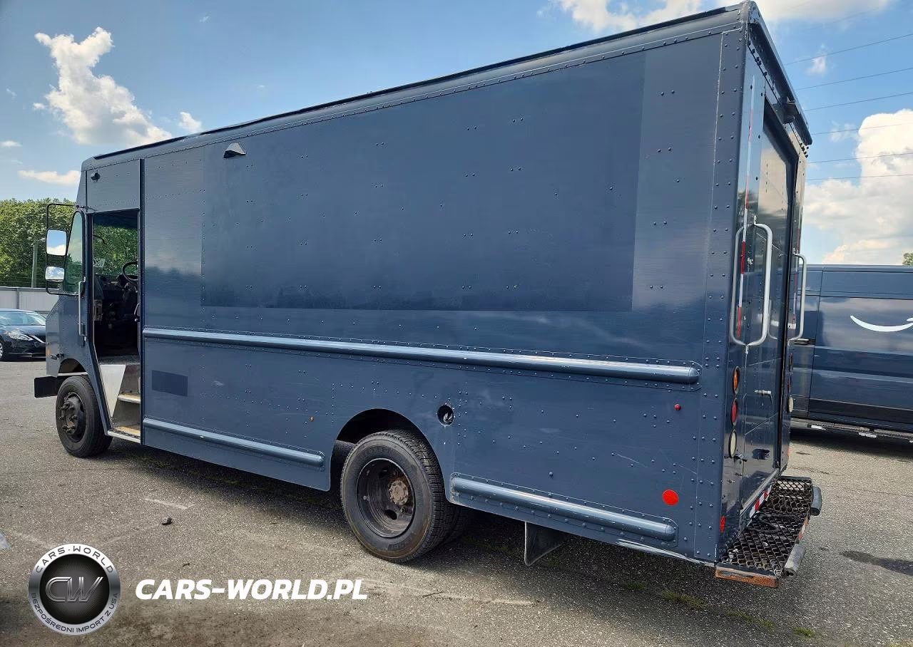 2020 Freightliner Chassis M Line Walk-In Van VIN:4UZAC2EA7LCMK0099 - 2