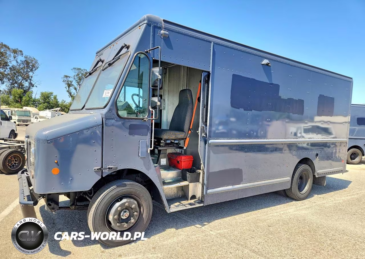 2020 Freightliner Mt45G Chassis Delivery Truck