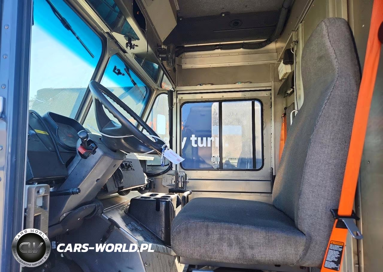 2020 Freightliner Mt45G Chassis Delivery Truck VIN:4UZAC2EA6LCMK0112 - 7