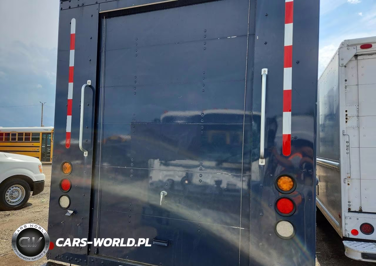 2020 Freightliner Mt45G Chassis Delivery Truck VIN:4UZAC2EA7LCMK2984 - 6