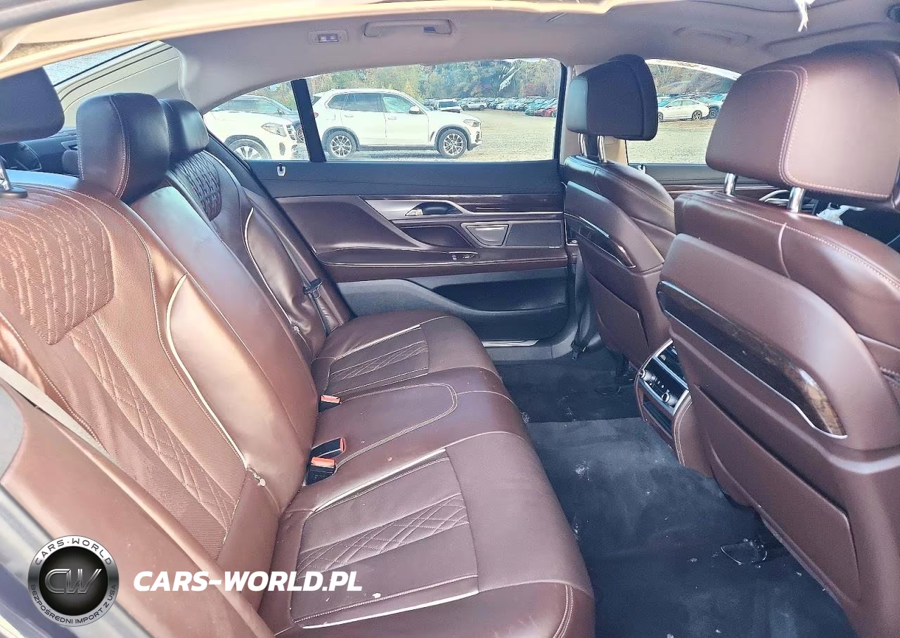 2020 BMW 750 Xi VIN:WBA7U2C04LGM26924 - 10