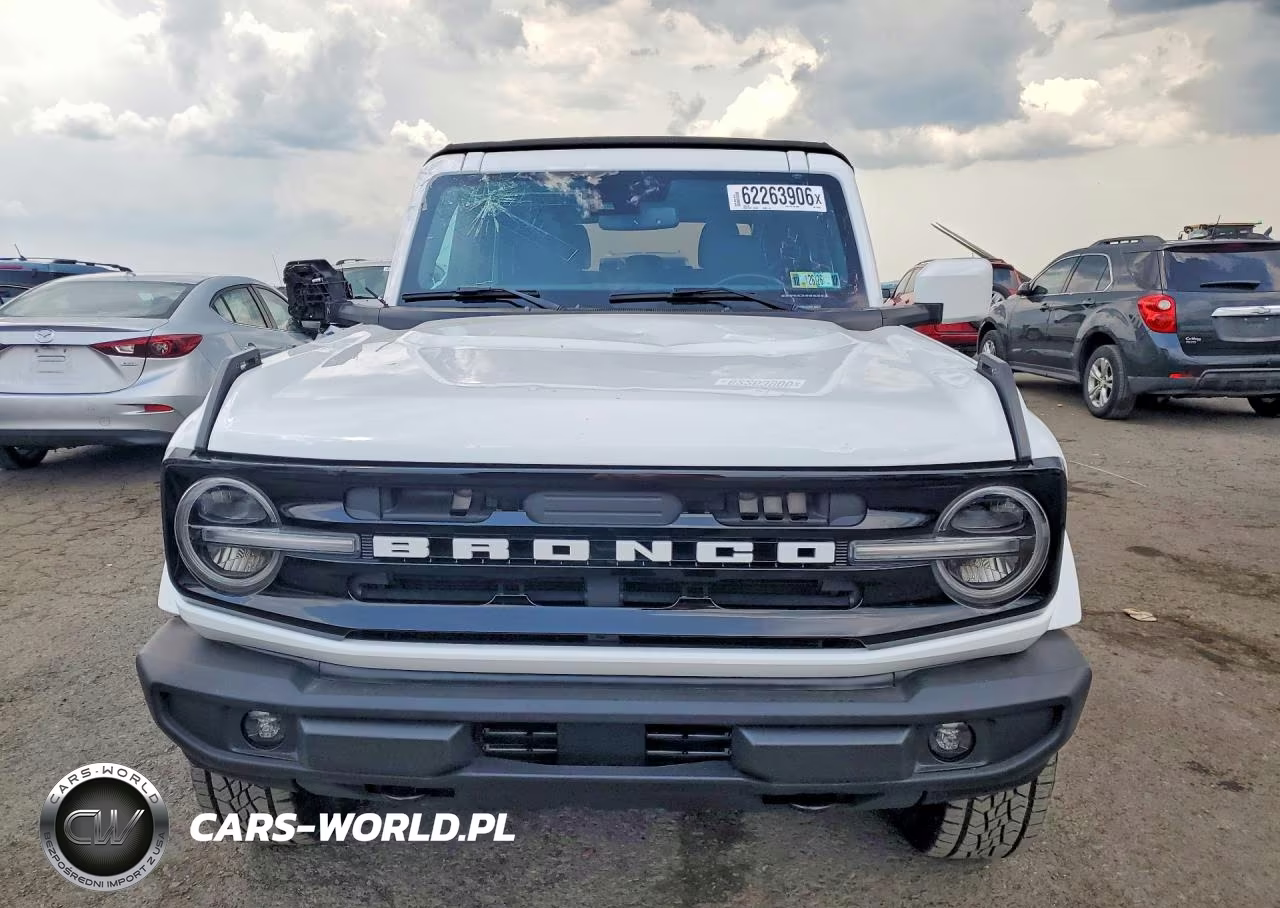 2023 Ford Bronco Base VIN:1FMDE5BH6PLC00906 - 5