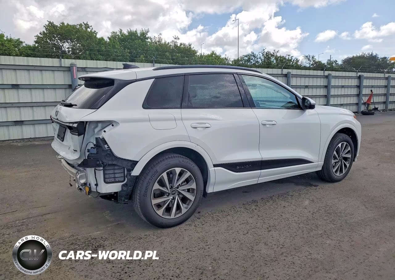 2025 Audi Q6 E-Tron Premium VIN:WA114BGF5SA052794 - 3