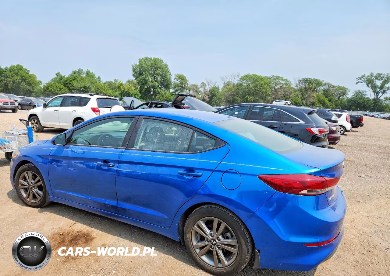2018 Hyundai Elantra Sel VIN:5NPD84LF6JH226596 - 2