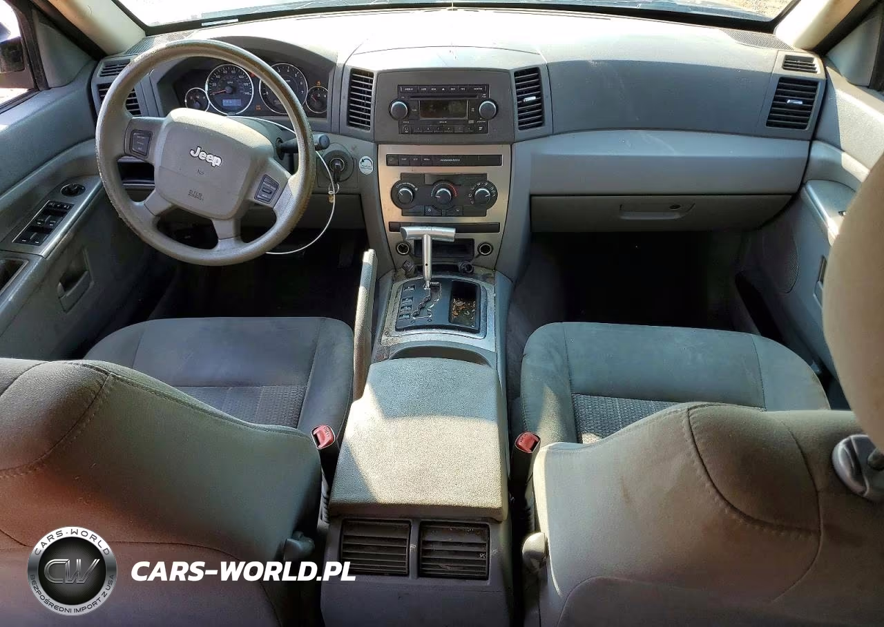 2007 Jeep Grand Cherokee Laredo VIN:1J8GR48K87C544152 - 8