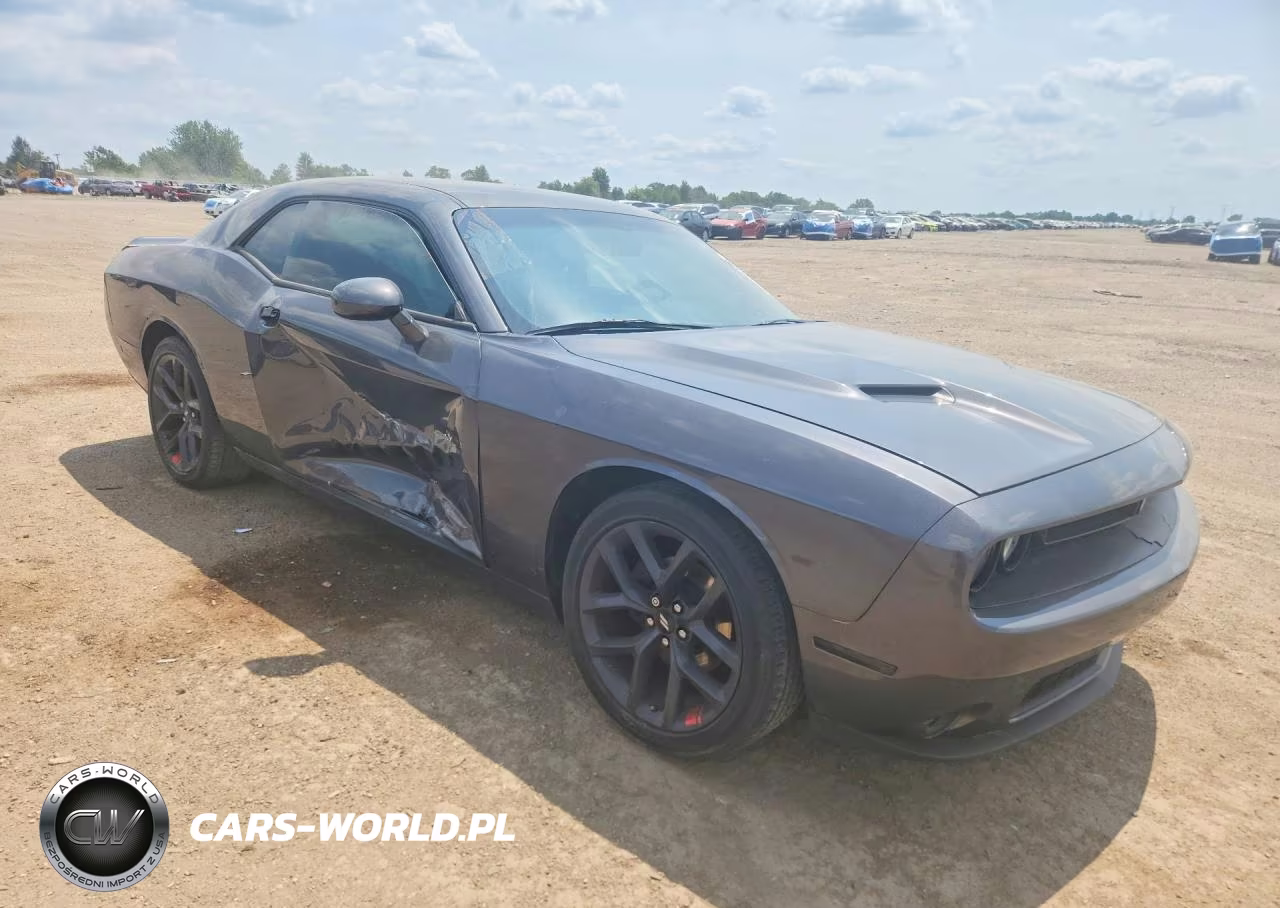 2019 Dodge Challenger Sxt VIN:2C3CDZAG0KH680373 - 4