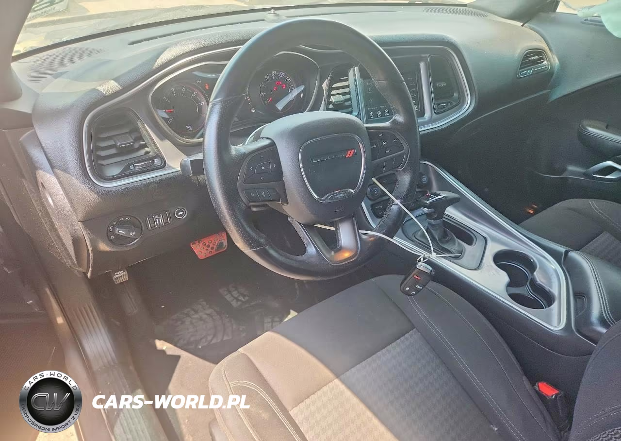 2019 Dodge Challenger Sxt VIN:2C3CDZAG0KH680373 - 8