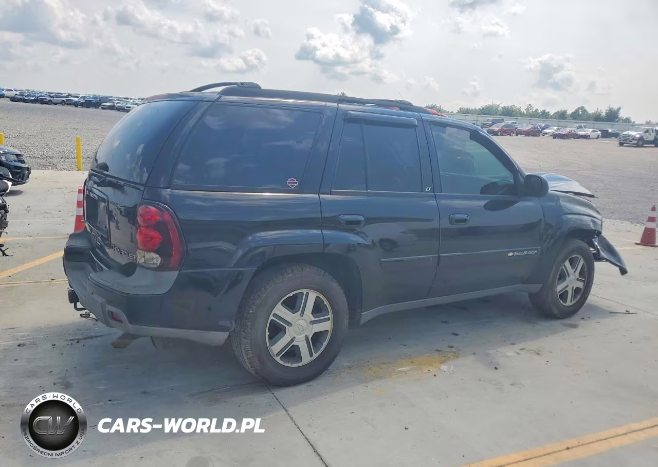 2004 Chevrolet Trailblazer Ls VIN:1GNDT13S642239680 - 3