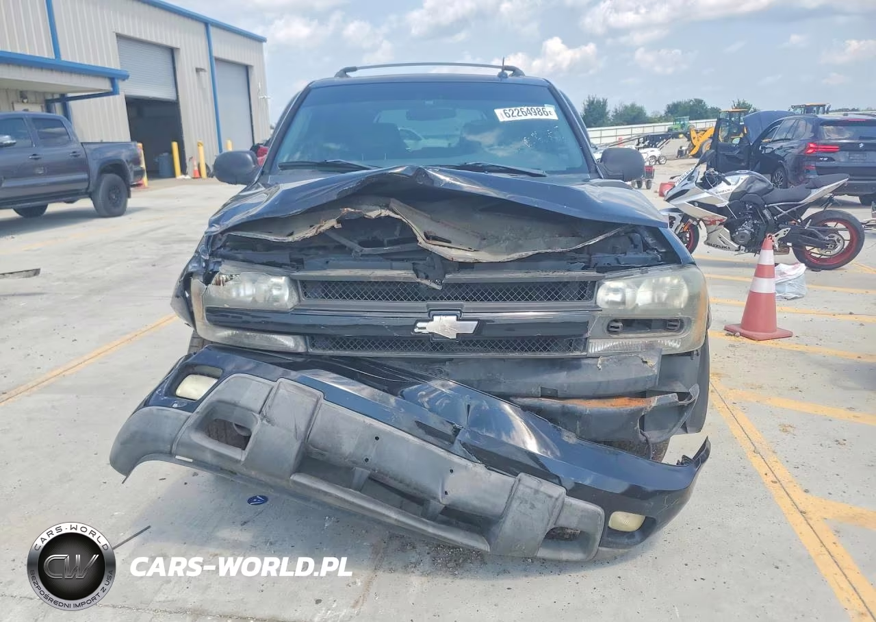 2004 Chevrolet Trailblazer Ls VIN:1GNDT13S642239680 - 5