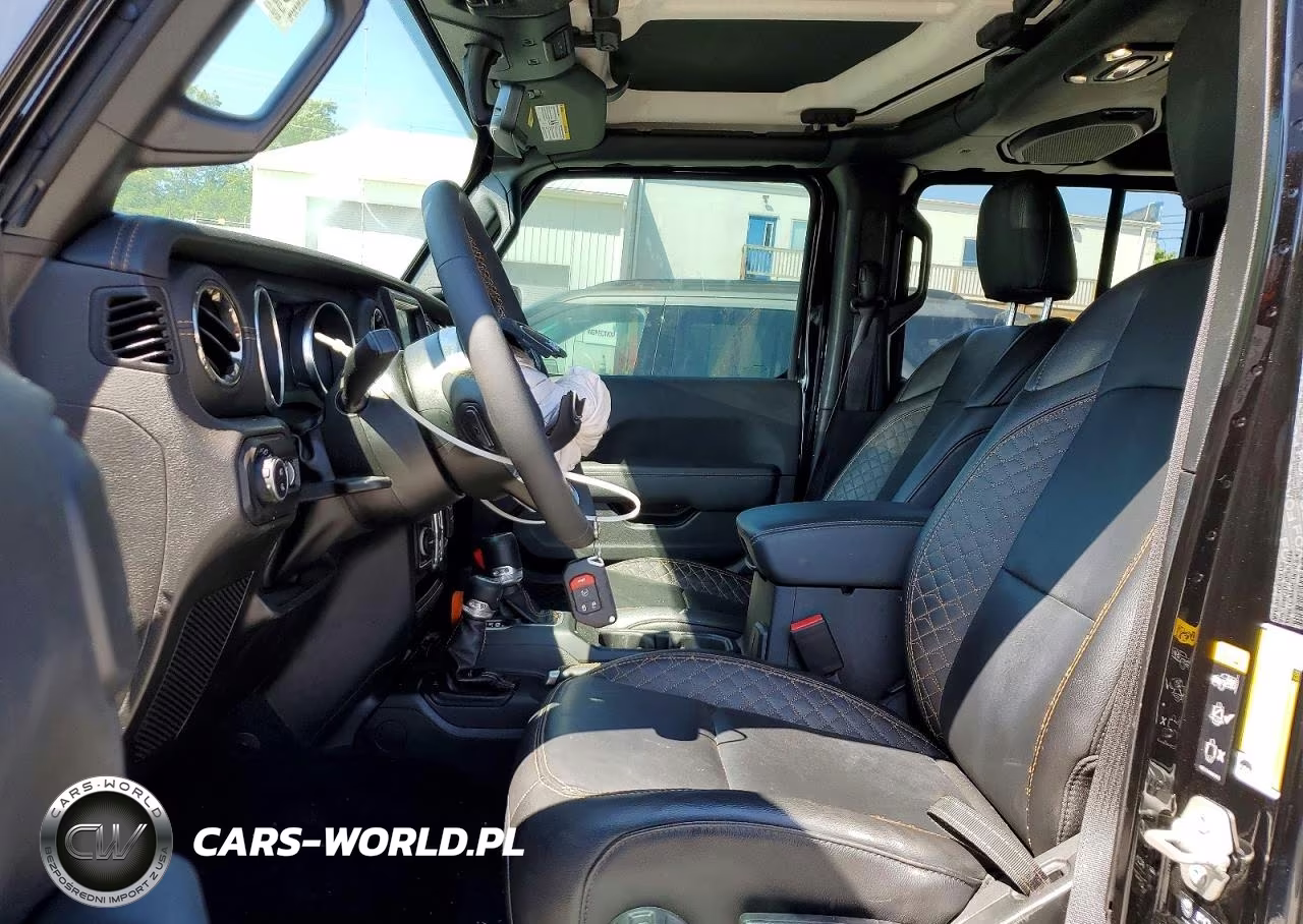 2023 Jeep Gladiator Overland VIN:1C6HJTFG0PL574748 - 7