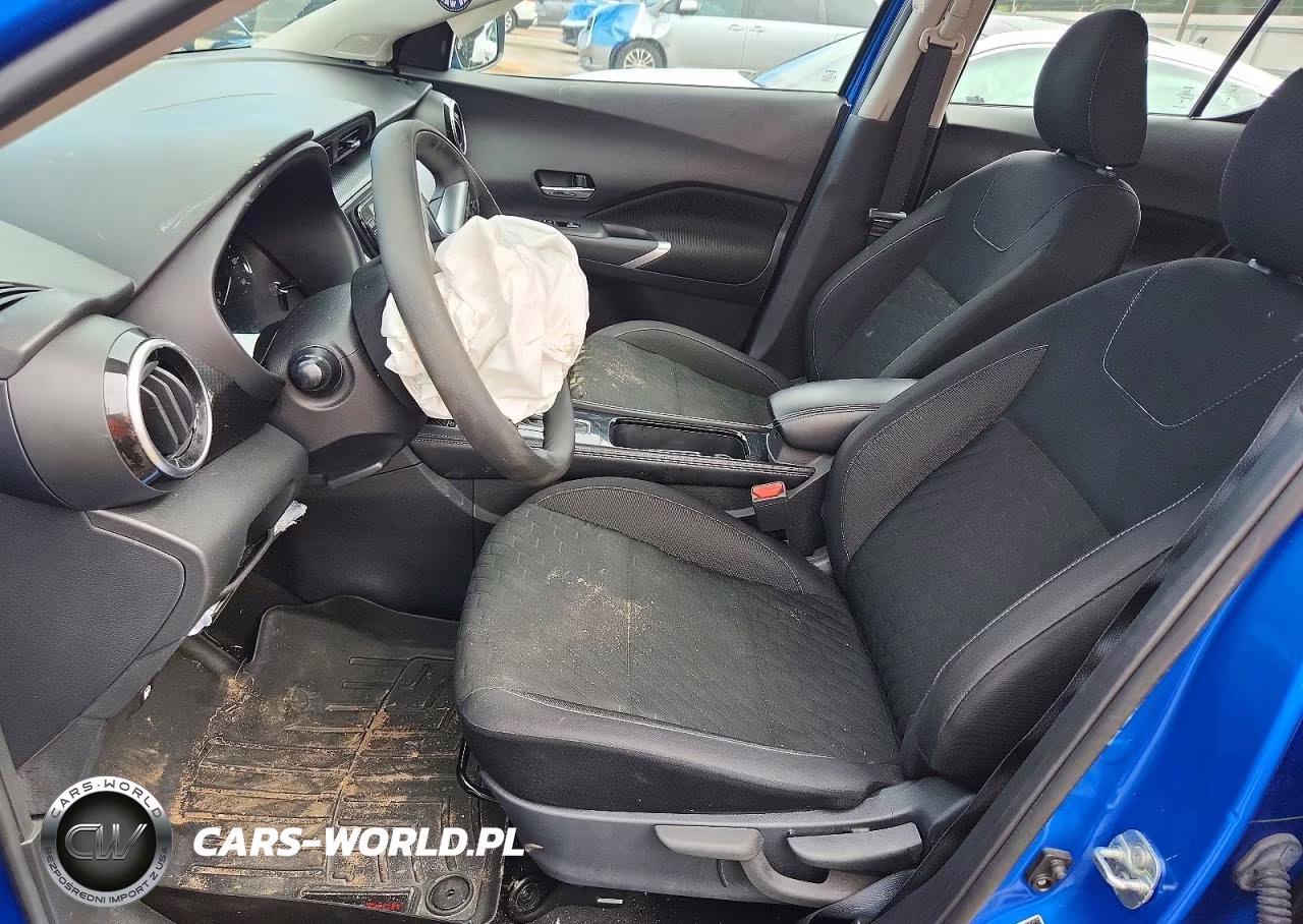 2023 Nissan Kicks Sv VIN:3N1CP5CVXPL536967 - 7
