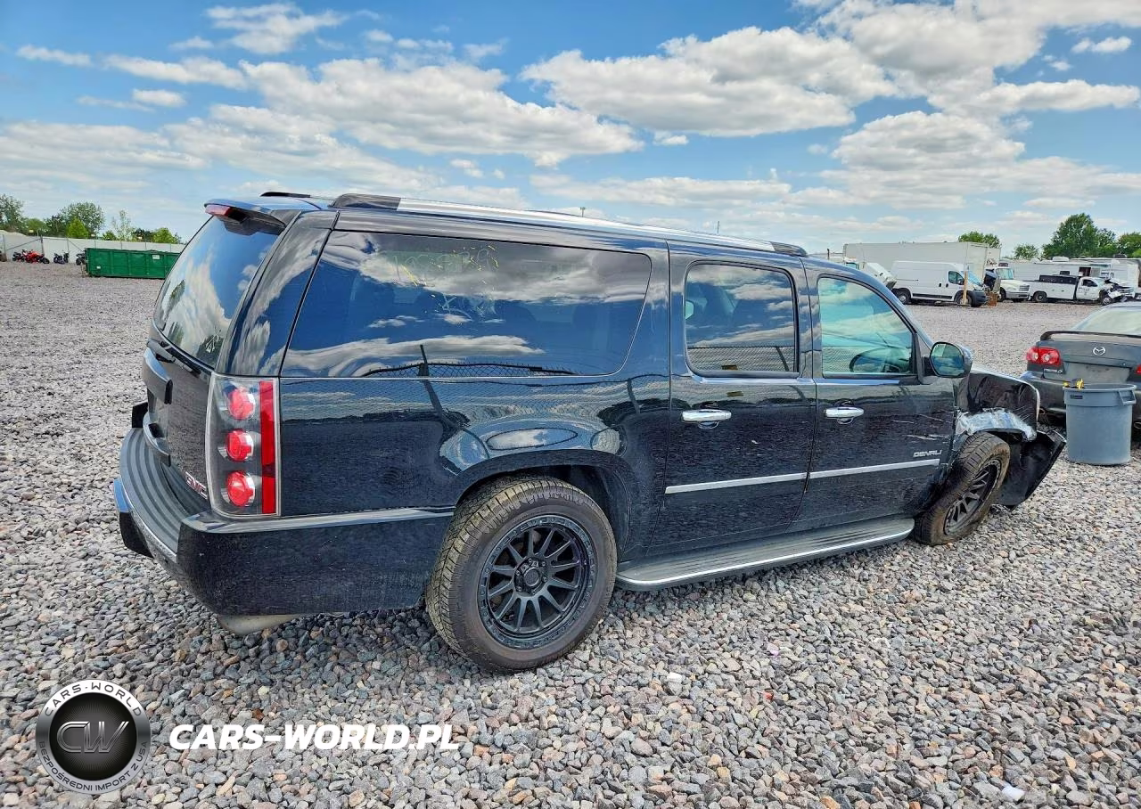 2014 GMC Yukon Xl Denali VIN:1GKS2MEF5ER198539 - 3