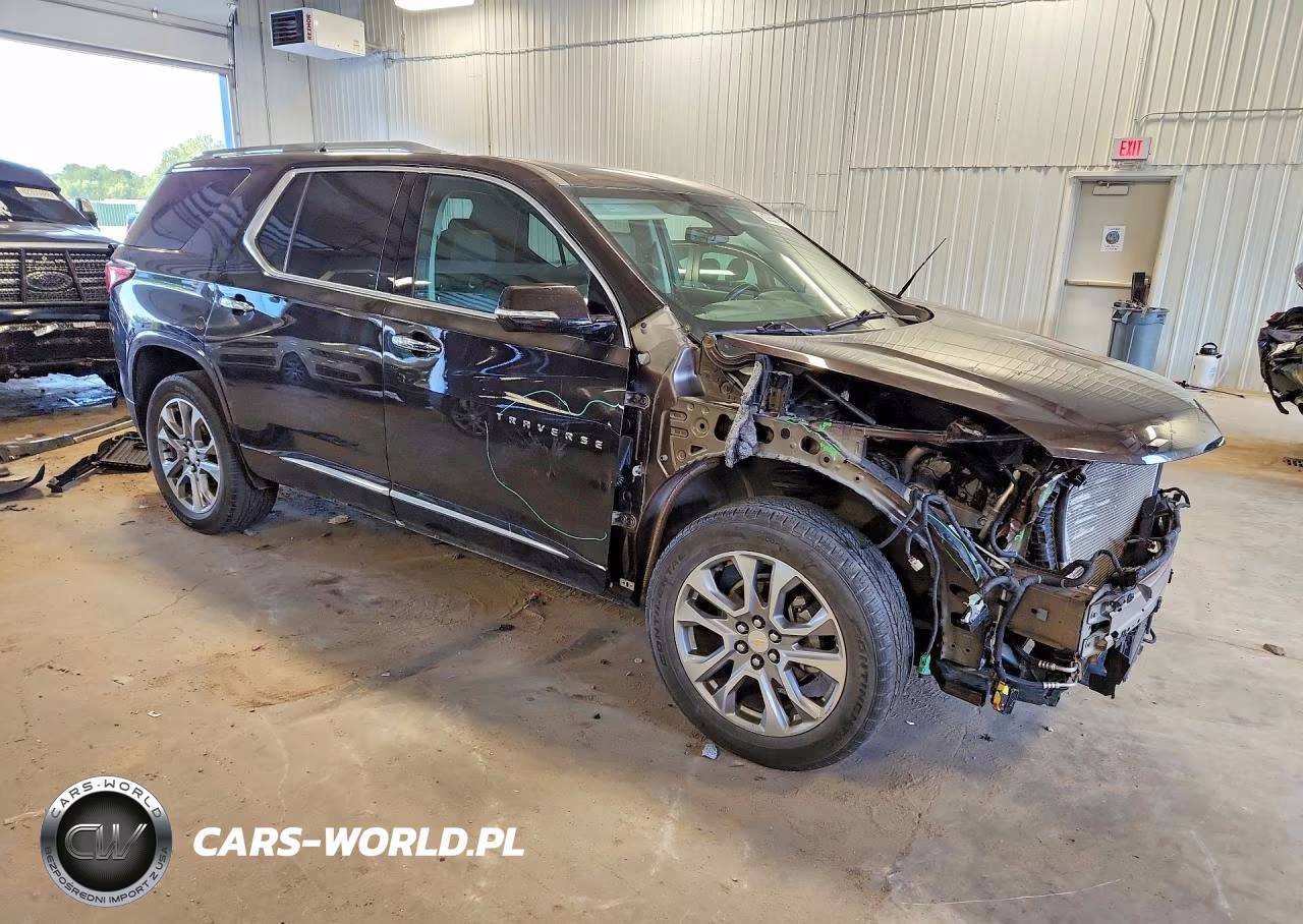 2018 Chevrolet Traverse Premier VIN:1GNEVJKW5JJ123360 - 4