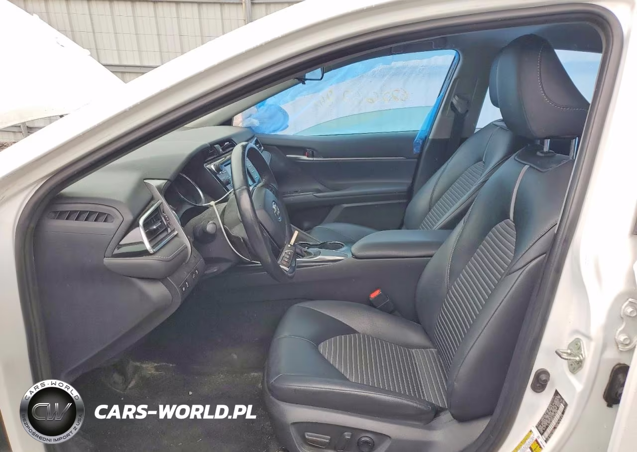 2018 Toyota Camry Se VIN:4T1B11HK0JU148768 - 7