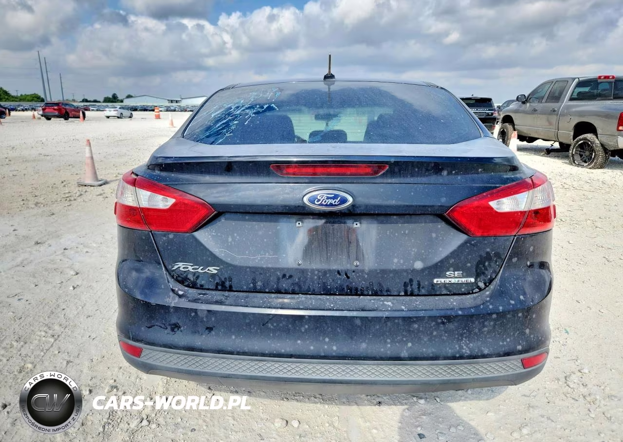 2013 Ford Focus Se VIN:1FADP3F26DL183678 - 6