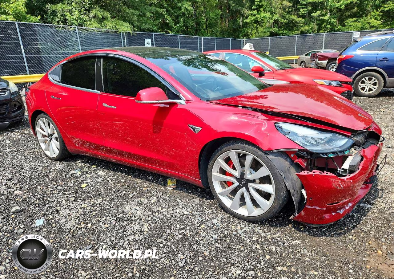 2019 Tesla Model 3 VIN:5YJ3E1EB0KF464148 - 4