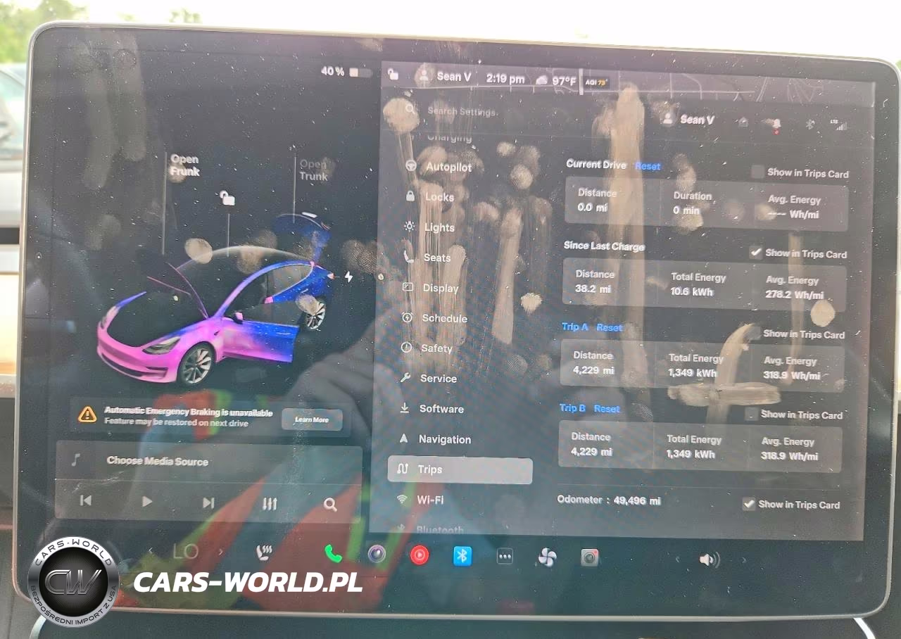 2019 Tesla Model 3 VIN:5YJ3E1EB0KF464148 - 9