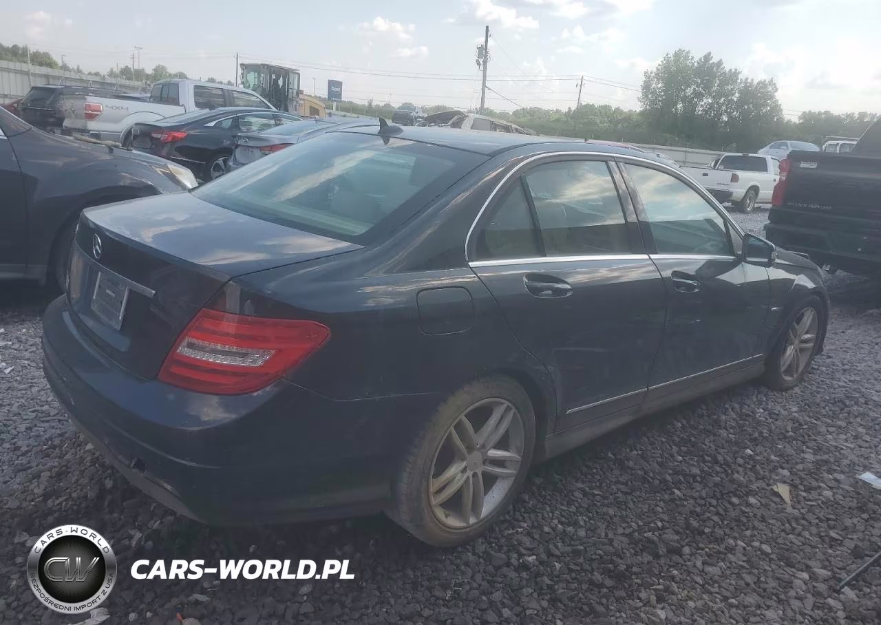 2012 Mercedes-Benz C 250 VIN:WDDGF4HBXCA622670 - 3