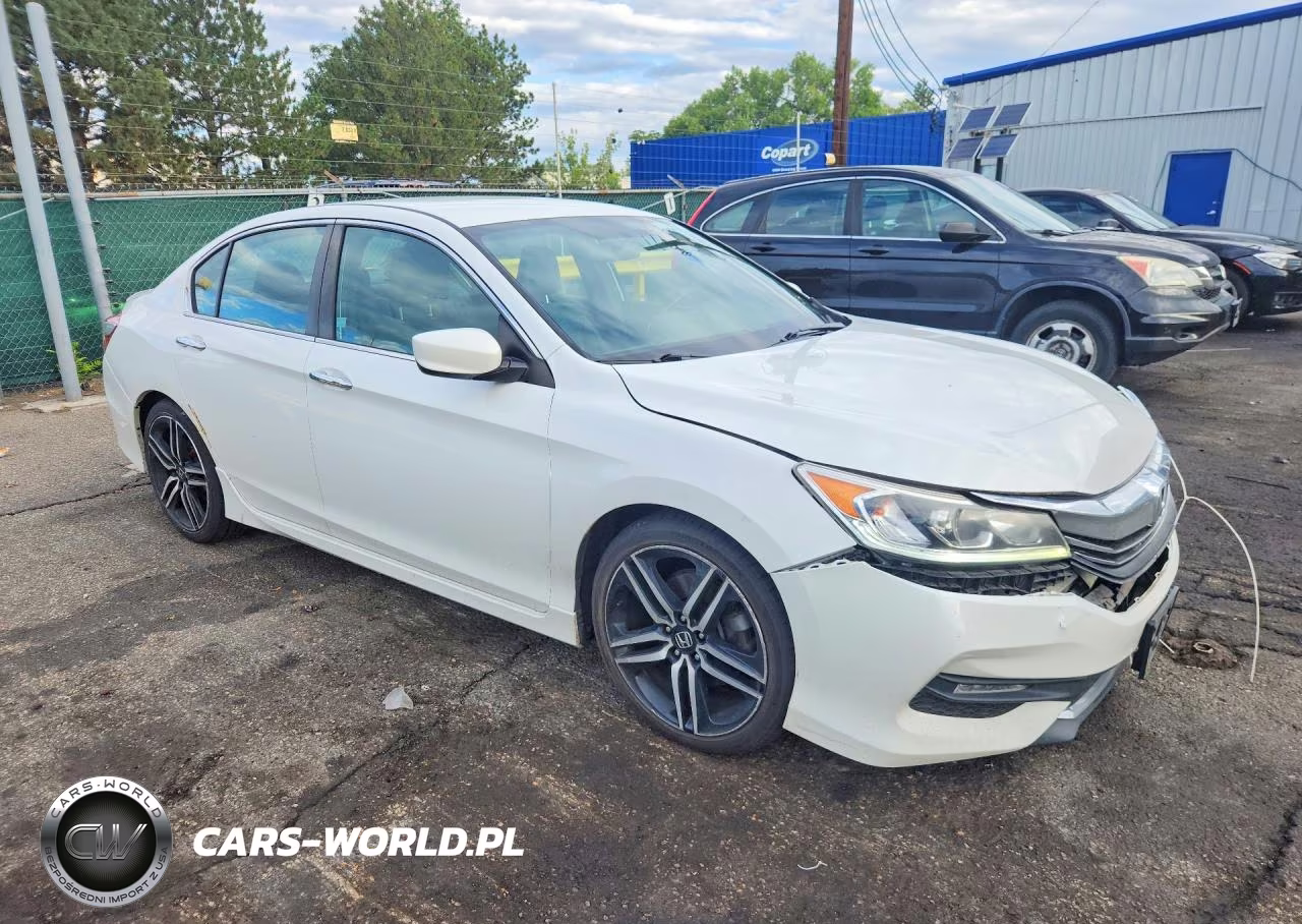 2017 Honda Accord Sport Special Edition VIN:1HGCR2F14HA290975 - 4