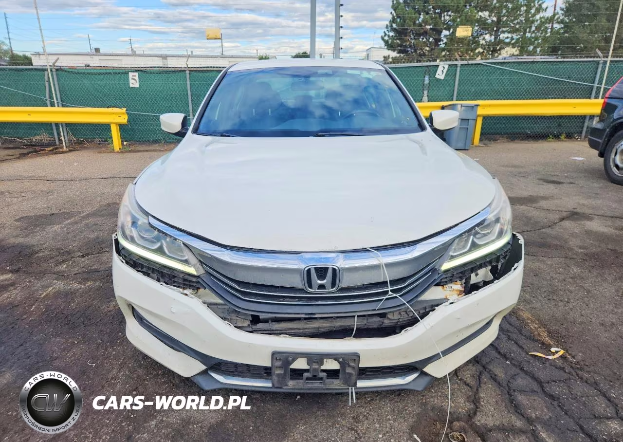 2017 Honda Accord Sport Special Edition VIN:1HGCR2F14HA290975 - 5