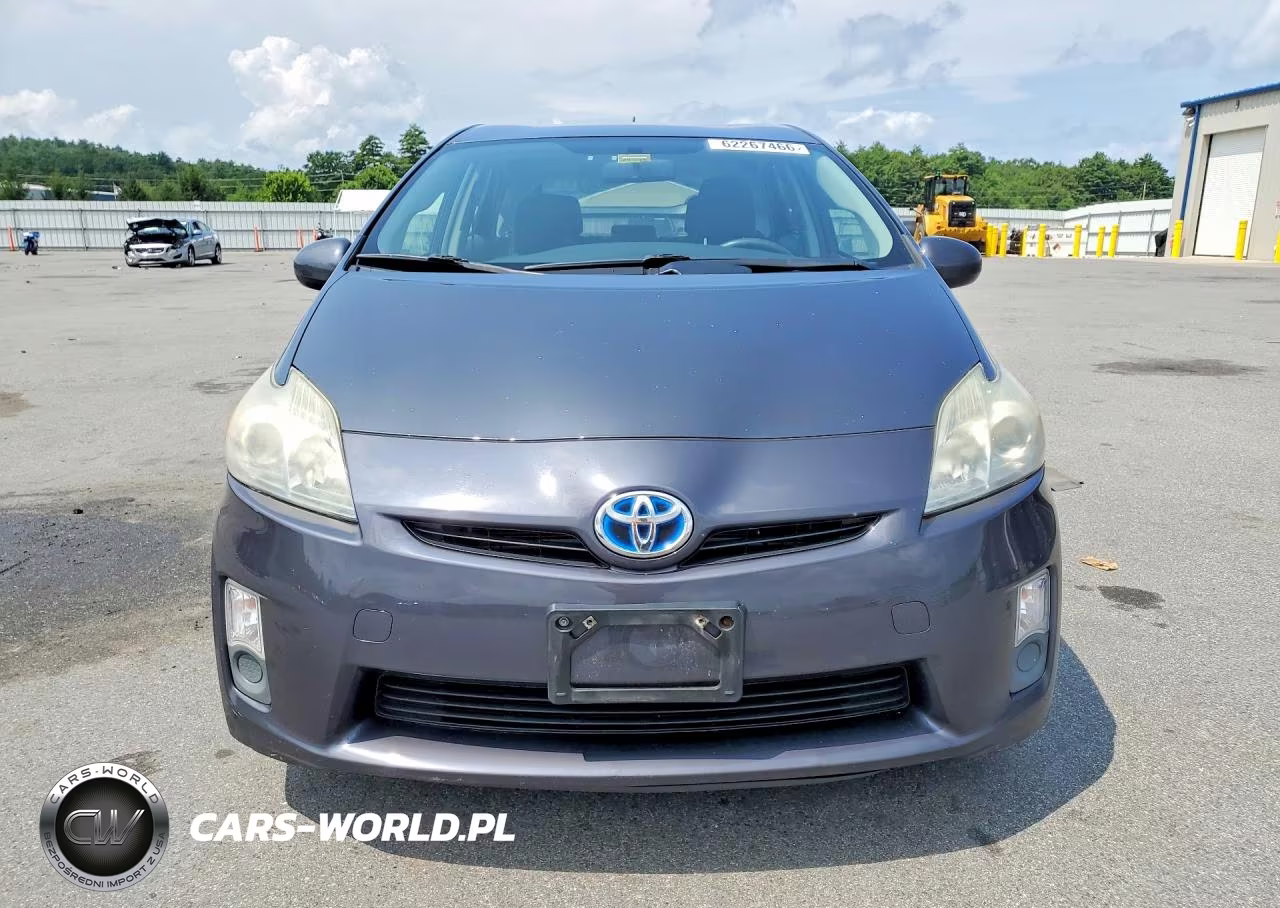2011 Toyota Prius Two VIN:JTDKN3DUXB0295992 - 5
