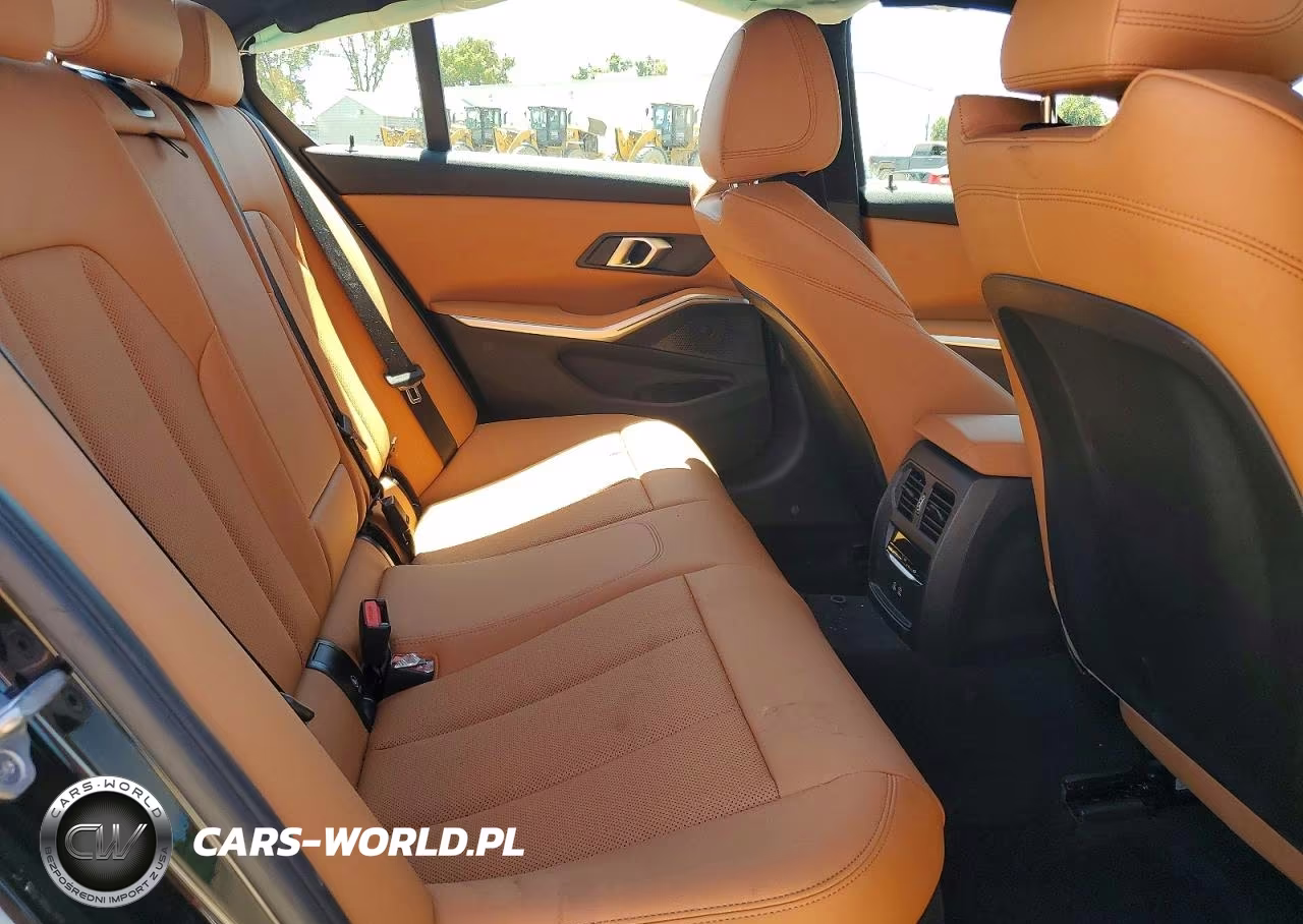 2026 BMW 330I VIN:3MW69CW0XT8F85492 - 10