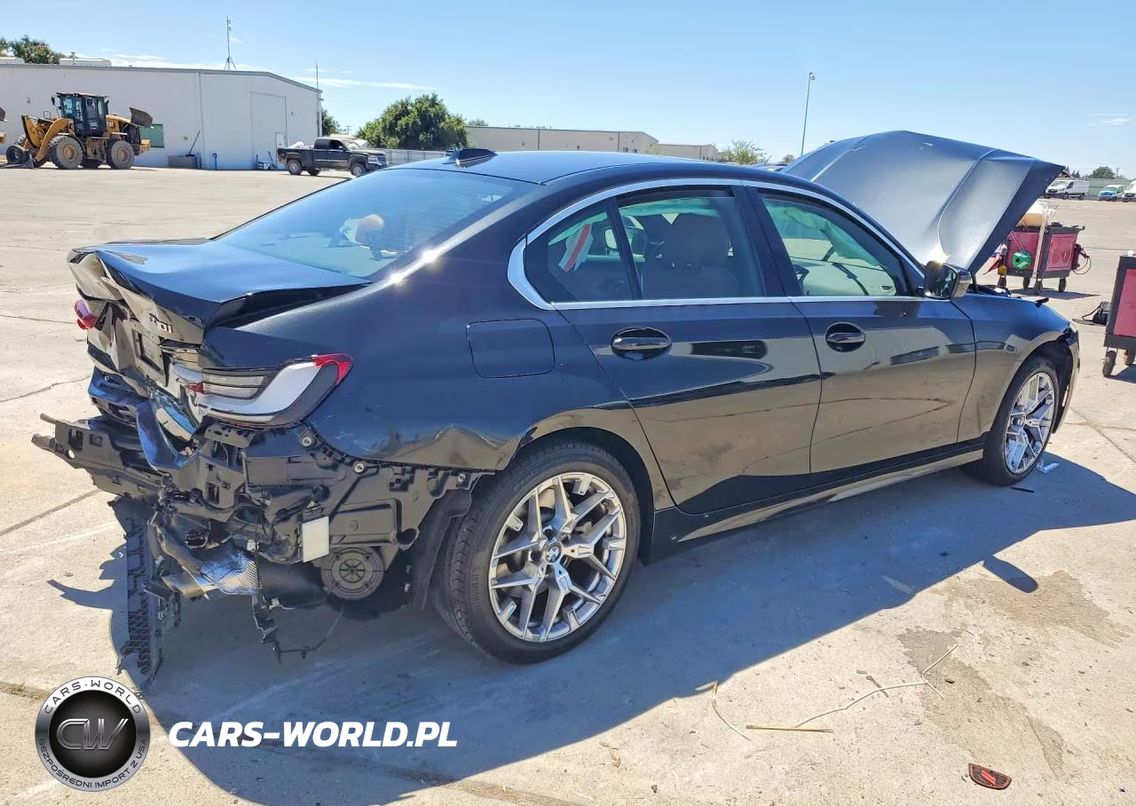 2026 BMW 330I VIN:3MW69CW0XT8F85492 - 3