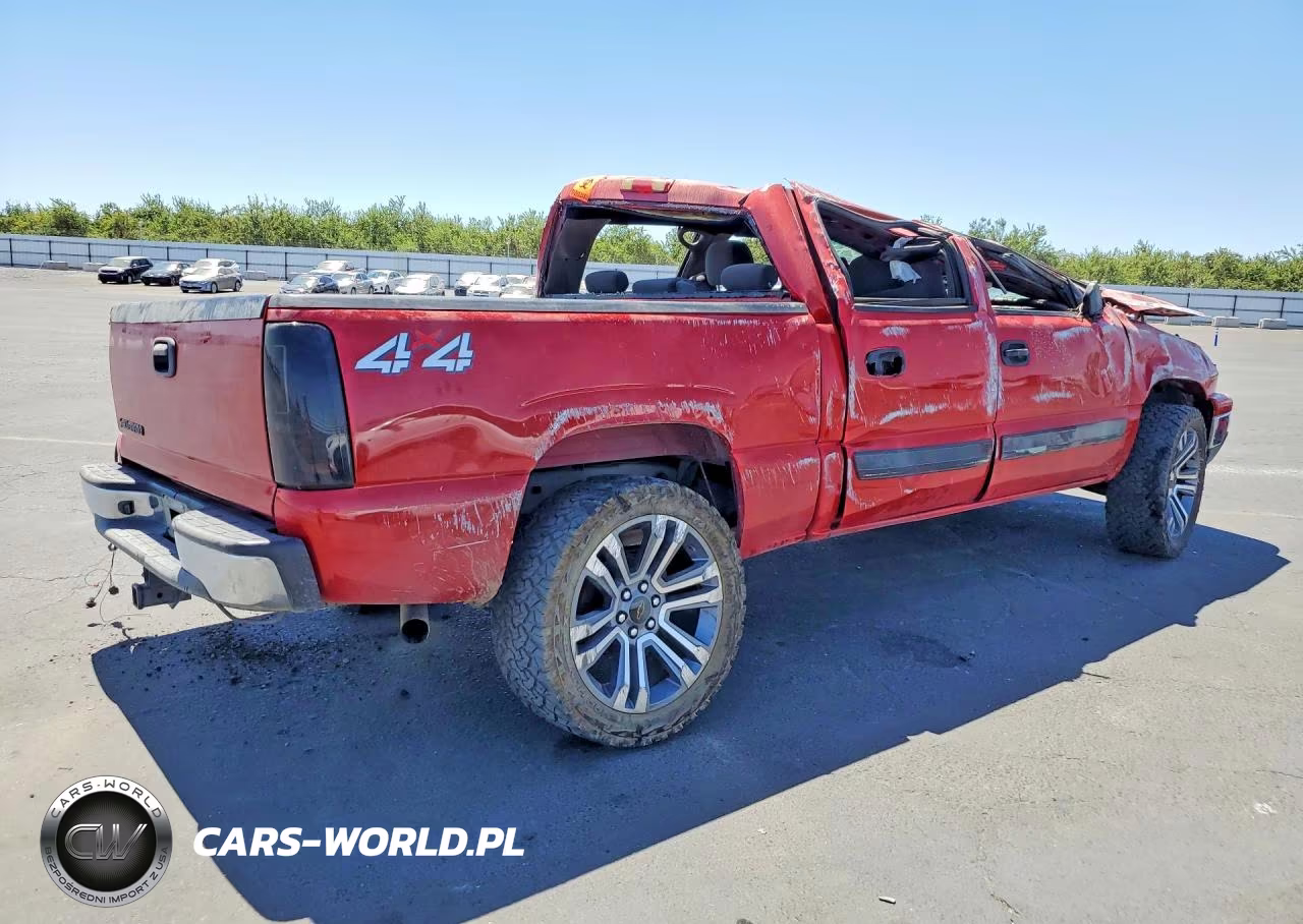 2007 Chevrolet Silverado K1500 Classic Crew Cab VIN:2GCEK13Z871153420 - 3